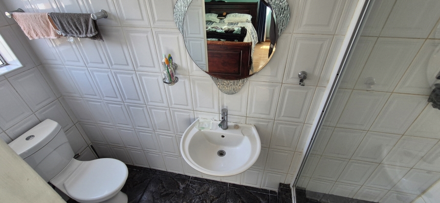 4 Bedroom Property for Sale in Parklands Western Cape